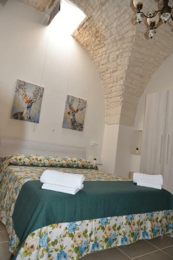 Trulli Dal Sole Alla Luna Villa Martina Franca Exteriör bild
